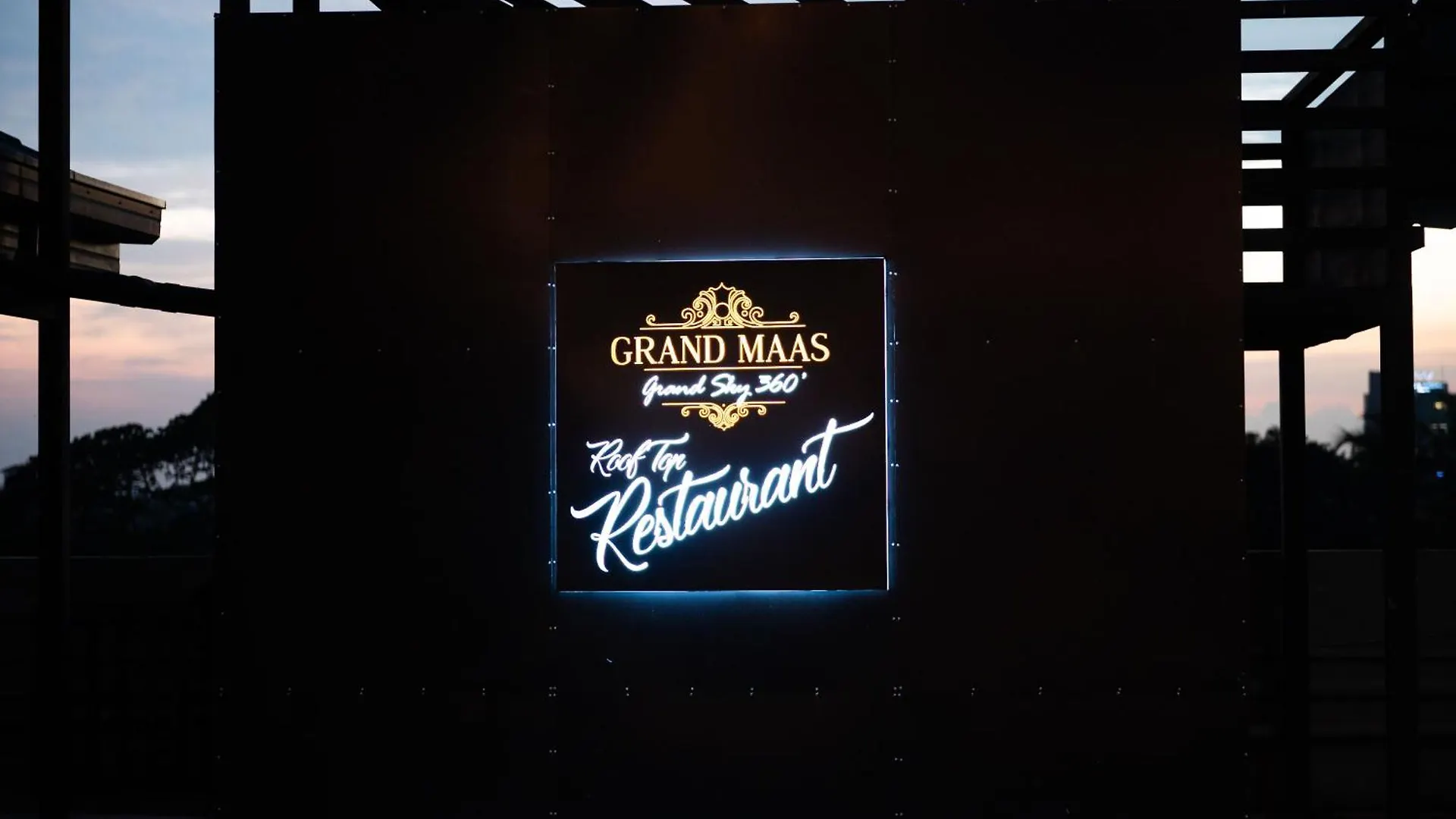 Grand Maas Hotels & Banqutes Negombo