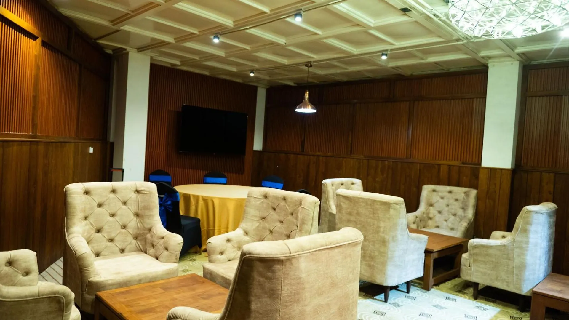 Grand Maas Hotels & Banqutes نيجومبو سريلانكا