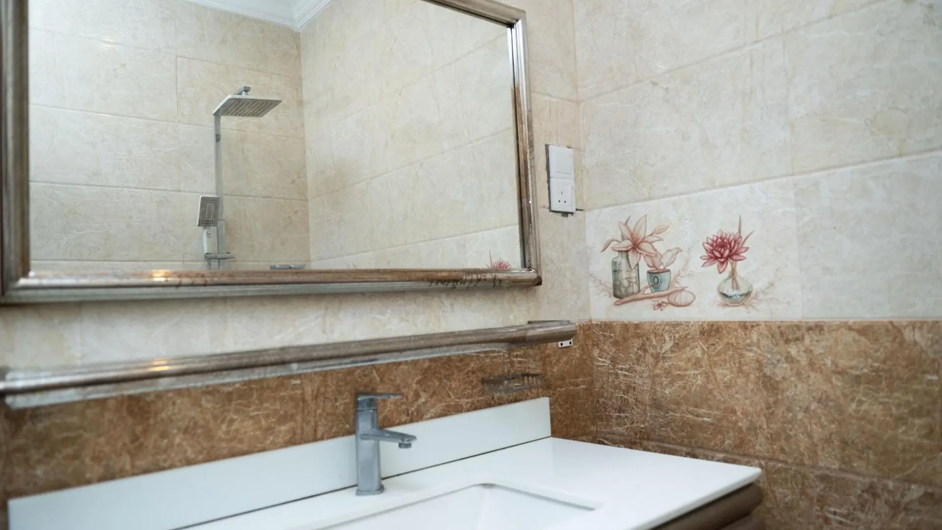 Grand Maas Hotels & Banqutes نيجومبو